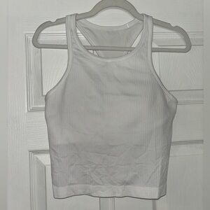Lululemon crop tank size 8